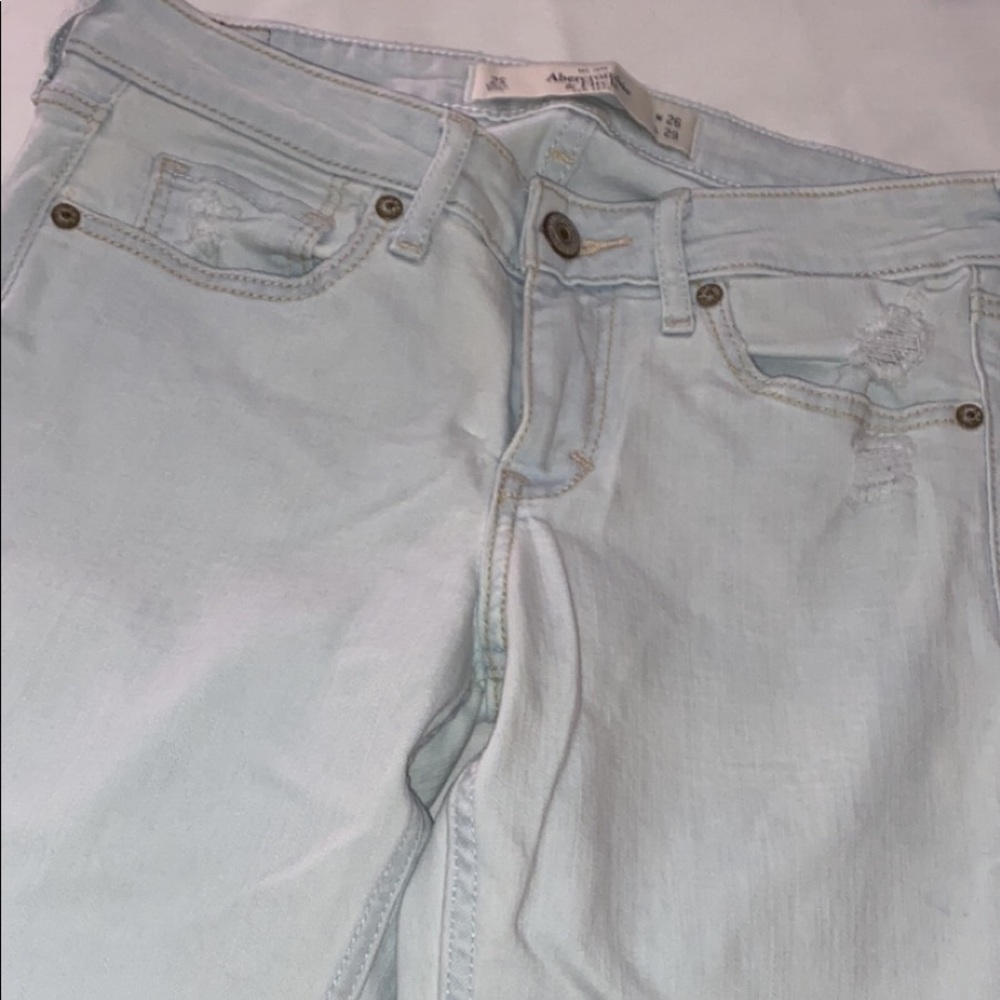 White Hollister jeans